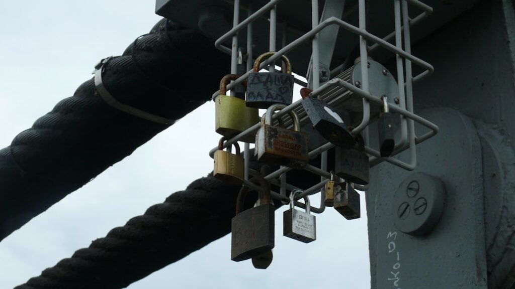 volet roulant avec arbre anti-chute pour une sécurité renforcée et une protection optimale contre les chutes.
